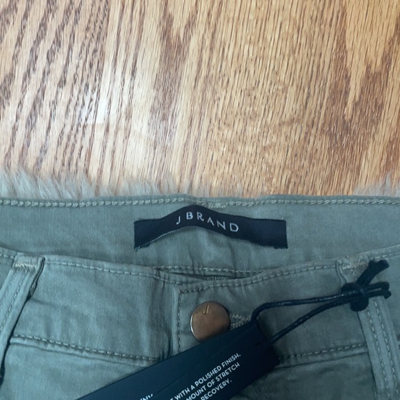 J Brand | 30 mid- rise super skinny luxe satin NWT jeans - Picture 3 of 5
